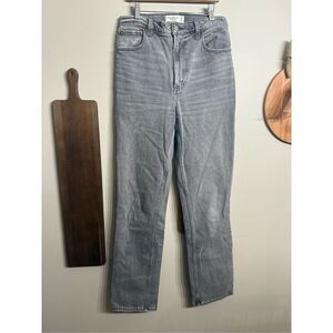 Abercrombie & Fitch grey ultra High Rise The 90s straight Jeans Size 4 Extra Lon